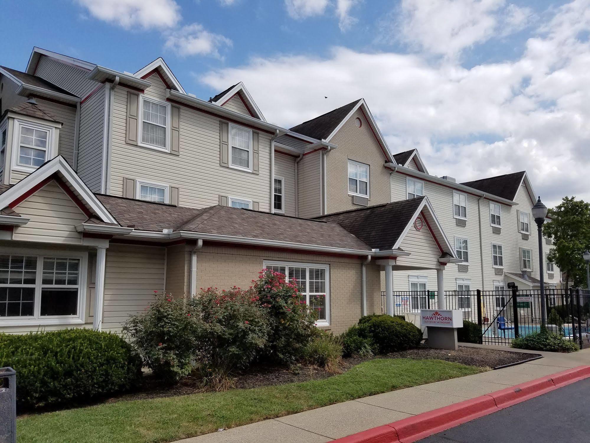 Hawthorn Suites By Wyndham Louisville North Jeffersonville Εξωτερικό φωτογραφία