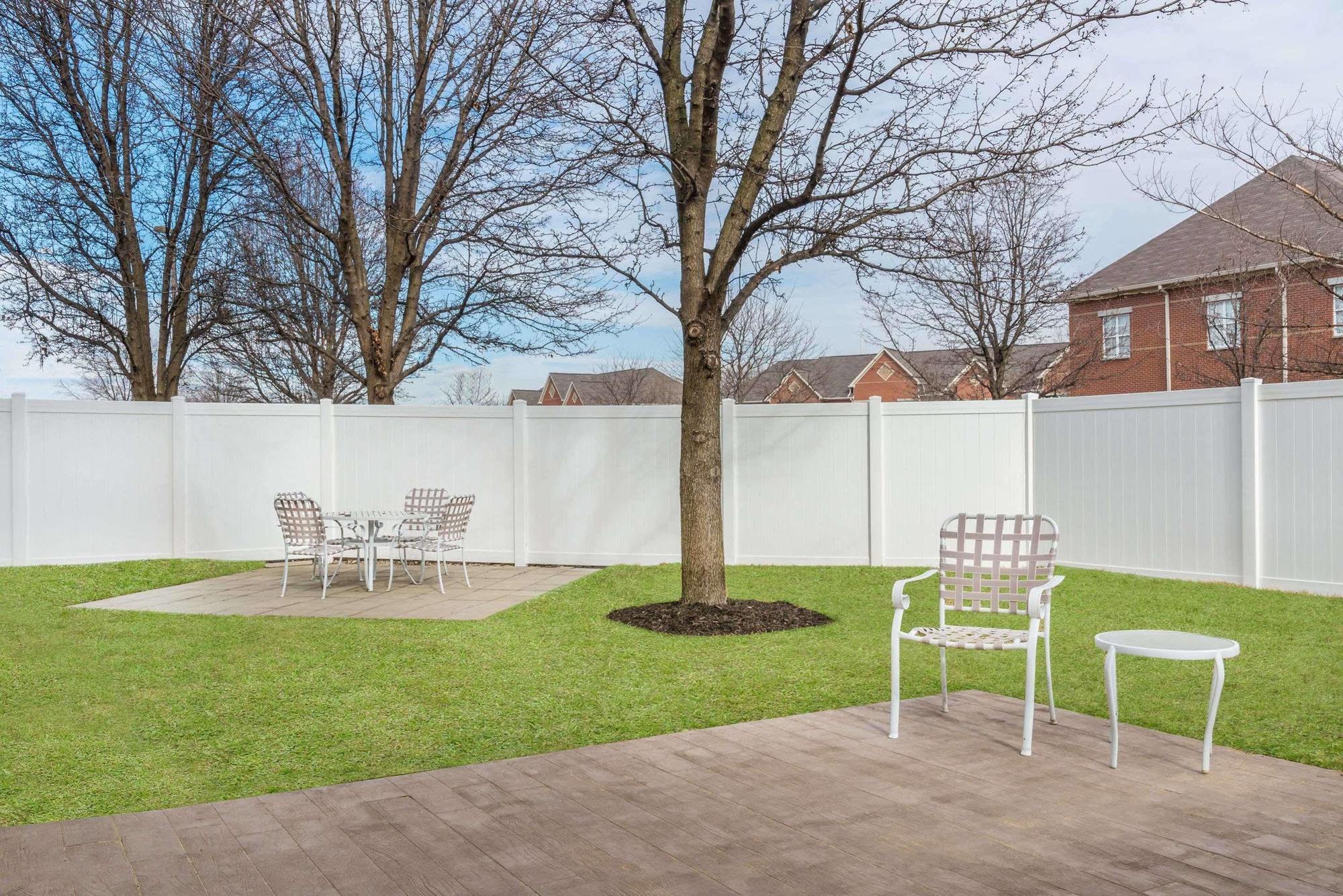 Hawthorn Suites By Wyndham Louisville North Jeffersonville Εξωτερικό φωτογραφία