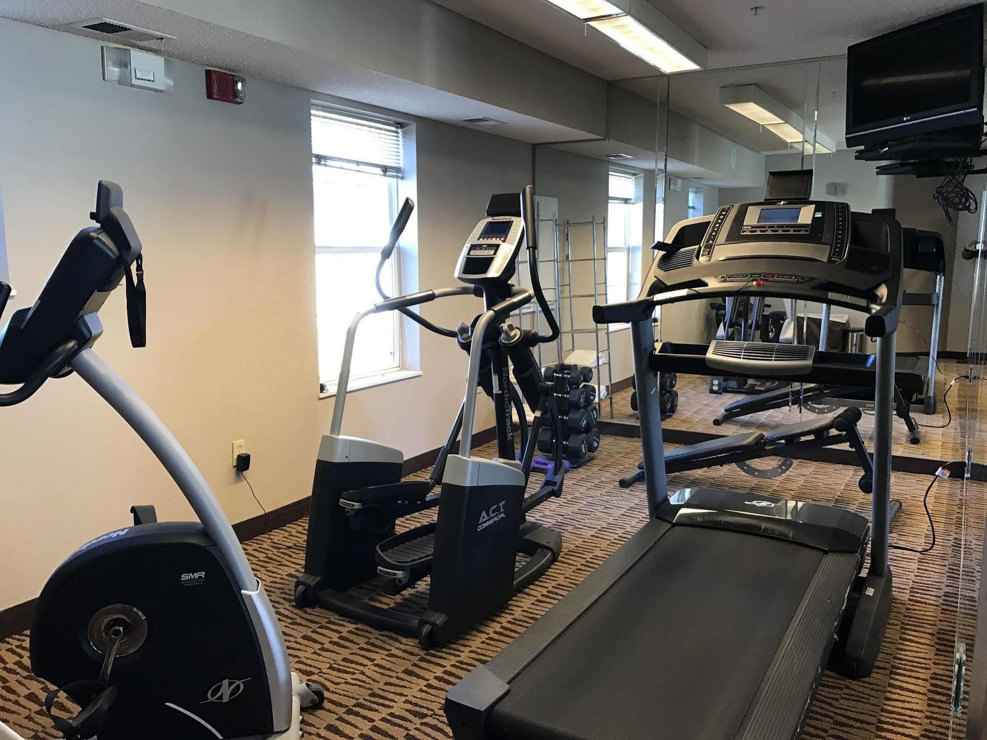 Hawthorn Suites By Wyndham Louisville North Jeffersonville Εξωτερικό φωτογραφία