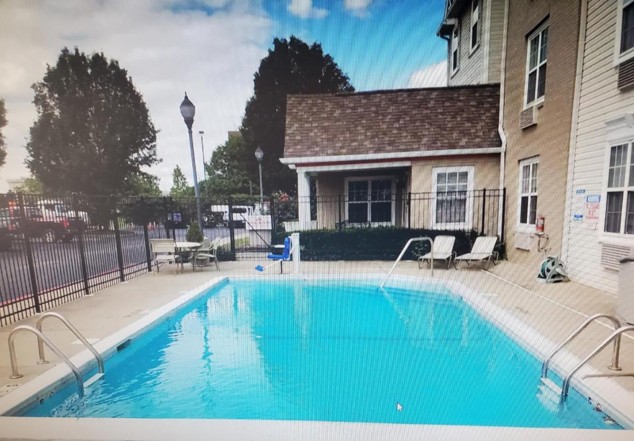 Hawthorn Suites By Wyndham Louisville North Jeffersonville Εξωτερικό φωτογραφία